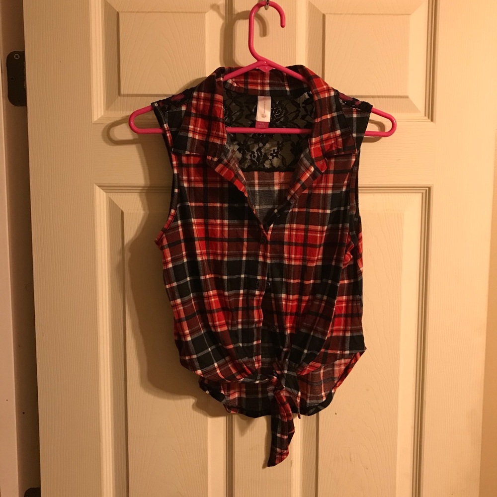 NB women’s top